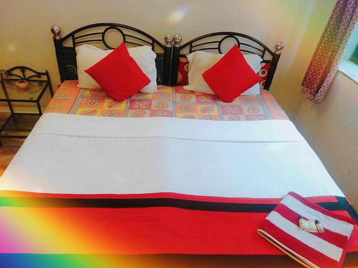 The Elite Apartment Hotel Калькутта Экстерьер фото
