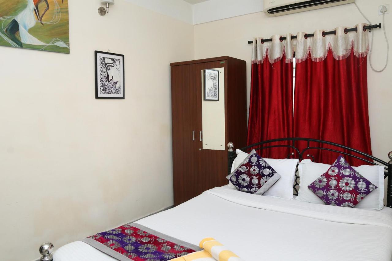The Elite Apartment Hotel Калькутта Экстерьер фото