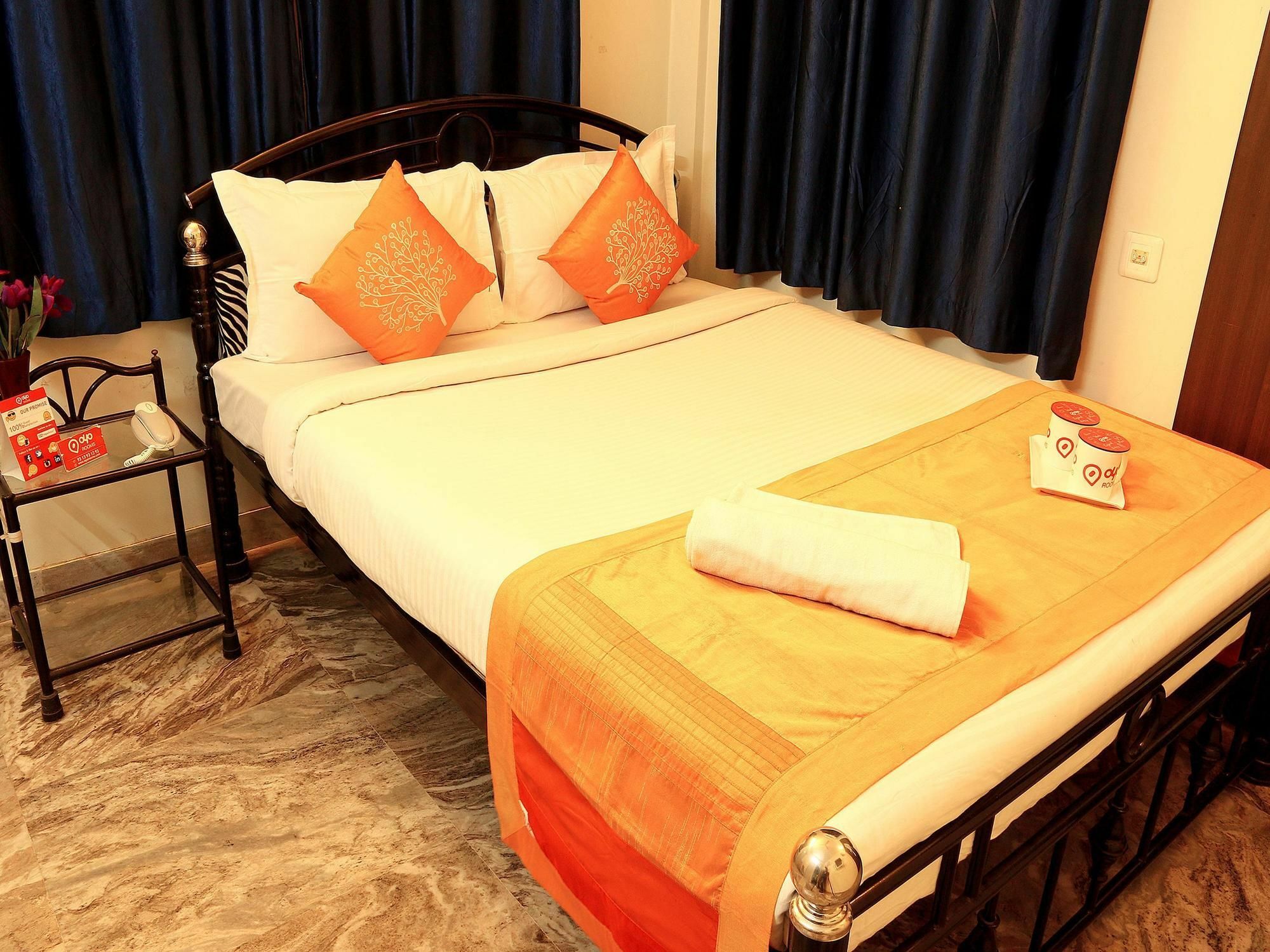 The Elite Apartment Hotel Калькутта Экстерьер фото